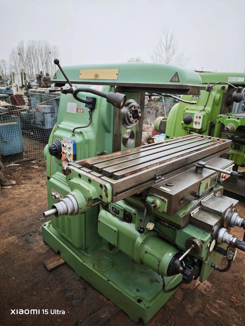 安裝二手北京6132萬能銑床的注意事項(xiàng)與流程